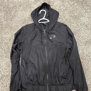 Nike Women’s Black Hooded Windbreaker
